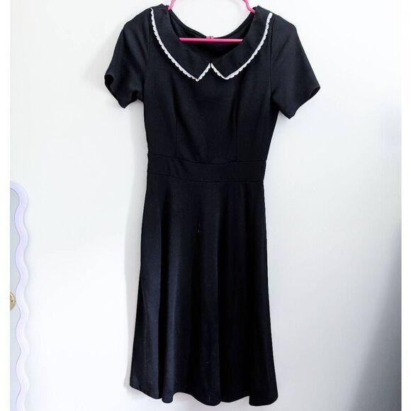 Black Cotton A-Line Dress with Pockets and Lace Trim - Picture 3 of 6
